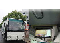 22寸電動翻轉顯示器成功安裝宇通大巴